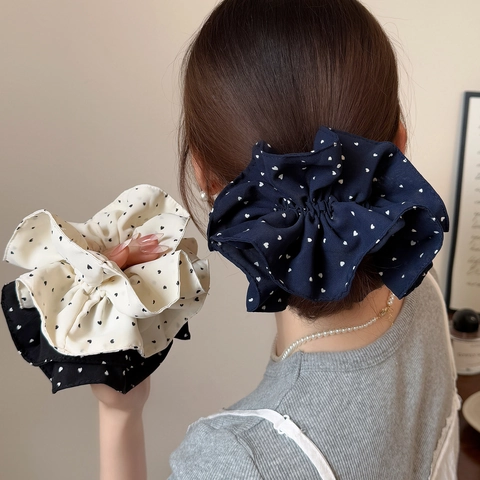 Γαλλικό Κομψό Oversized Scrunchie με Σχέδιο Καρδιάς Υφασμάτινο Λαστιχάκι Μαλλιών για Γυναίκες Lazy Style Γλυκά Μεγάλα Αξεσουάρ Μαλλιών με Βολάν