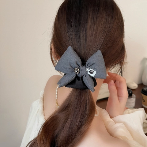 Eleganter Gepolsterter Grauer Schleifen Haargummi Koreanischer Stil Strass Haarseil Kamelie Parfümflasche Anhänger Damen Haarschmuck