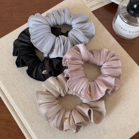 Elegant Silky Gauze Pleated Hair Scrunchie With Gold Metal Tag Elastic Hair Band For Women Fashion Hair Accessories