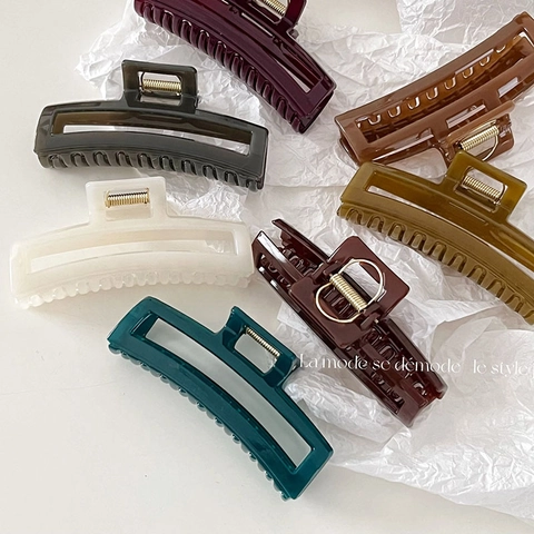 Pince à Cheveux Minimaliste Rectangulaire Évidée en Plastique Durable Grande Pince Requin Prise Forte Accessoires de Cheveux Élégants pour Femmes Coiffage Quotidien