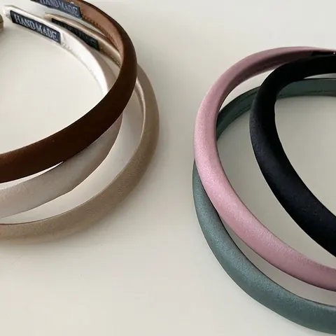 Serre-tête Rembourré en Satin Vintage Simple Pour Femmes Bandeau Épais Couleur Unie Fait à la Main Accessoires de Coiffure Quotidiens