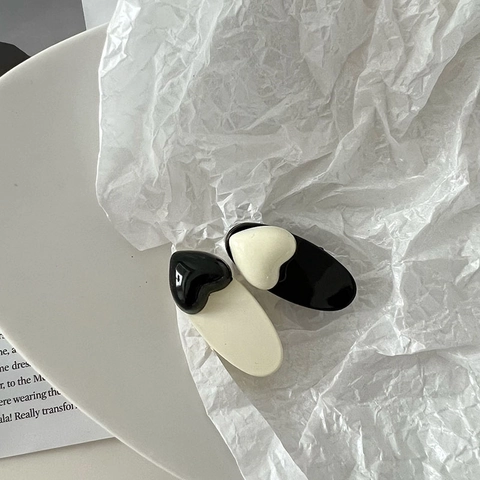 Minimalista Nero Bianco Cuore Mini Molletta Per Capelli Dolce Resina Becco D'Anatra Clip Laterale Versatili Accessori Capelli Per Donna