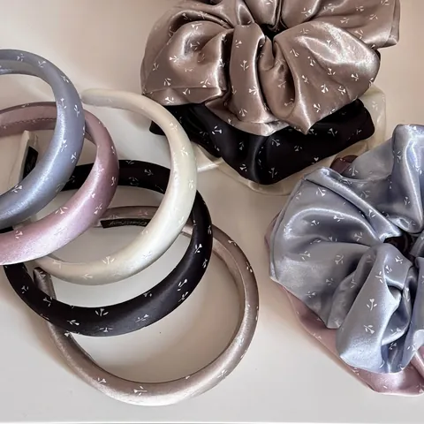 Stile Coreano Piccola Stampa Floreale Satin Scrunchies Cerchietto Imbottito Eleganti Accessori per Capelli Donna Fascia in Raso Stampato