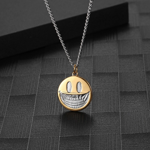Hip Hop Skull Smile Pendant Necklace Titanium Steel Two Tone Gold Silver Medallion Streetwear Jewelry For Men Women