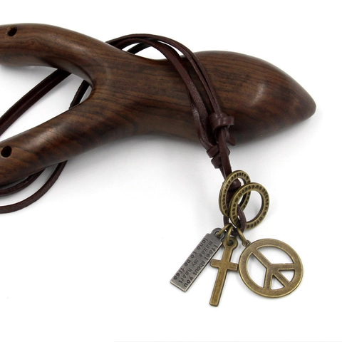 Vintage Punk Echtes Leder Kordel Anhänger Halskette Mit Legierung Friedenssymbol Kreuz Und Graviertem Metallanhänger Verstellbarer Schmuck Für Herren Damen