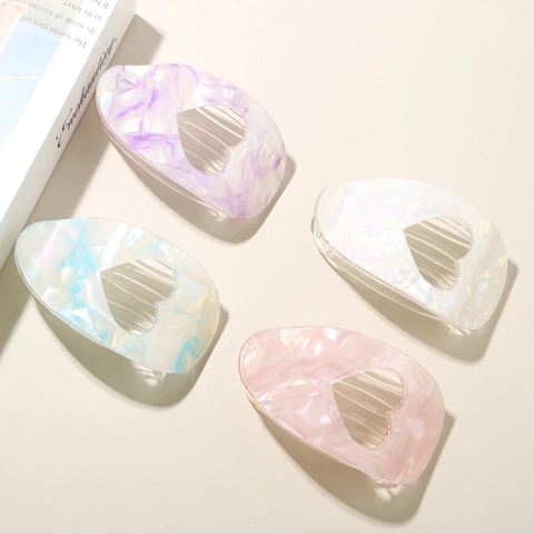 Elegante Pinza para el Cabello de Acetato con Abertura de Corazón Textura de Mármol de Sirena Pinza de Pico de Pato Sin Marcas