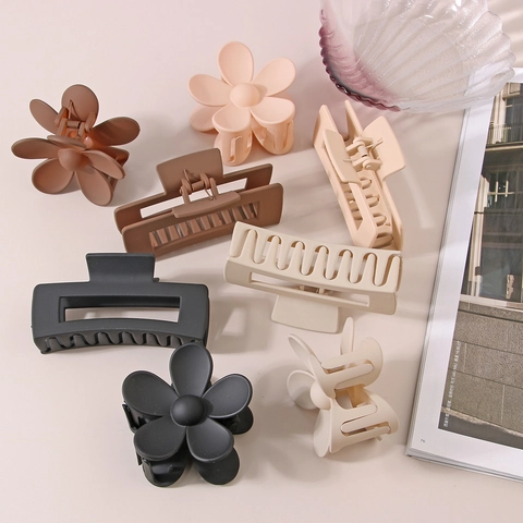 Matte Plastic Flower Rectangle Hair Claw Clips Combination Set Large Hair Jaw Clips For Women Fashion Commute Hair Accessories