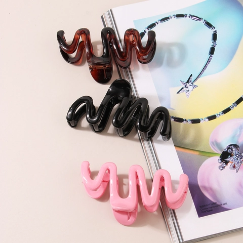 Electroplated Plastic Wave Design Hair Claw Clip For Women Minimalist Shark Hair Clip Geometric Styling Accessory Everyday Commute Fashion Hair Ornament