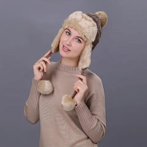 Colbacco Invernale da Donna in Maglia Foderato in Pelliccia Sintetica Berretto con Paraorecchie e Pompon per Esterno