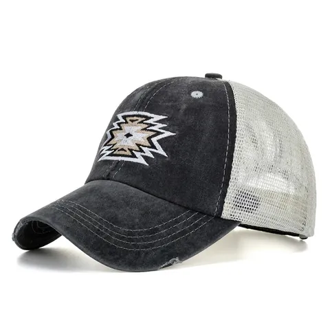Casquette de Baseball Femme avec Trou Queue de Cheval Délavée Mesh Trucker Hat Broderie Géométrique Respirante Ajustable Été