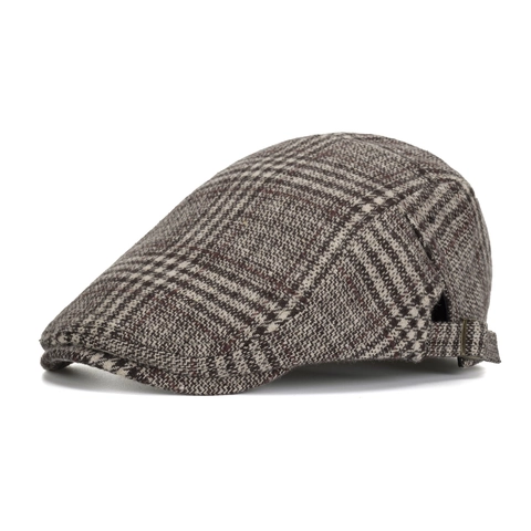 Vintage British Style Plaid Flat Cap For Men Winter Warm Polyester Cotton Newsboy Cap With Adjustable Metal Buckle