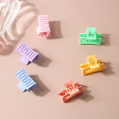 Women Small Rectangular Matte Hair Claw Clip Colorful Macaron Plastic Shark Hair Clip Minimalist Frosted Hollow Styling Accessory