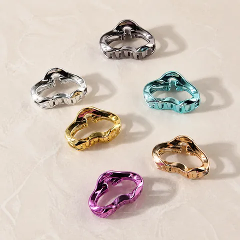 Women Minimalist Cloud Shape Hair Claw Clip Small Electroplated Metallic Plastic Shark Clip Fashion Hair Accessory For Girls