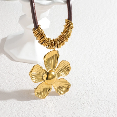 Vintage Flower Pendant Necklace Stainless Steel Large Floral Statement Jewelry With Brown Leather Cord For Women