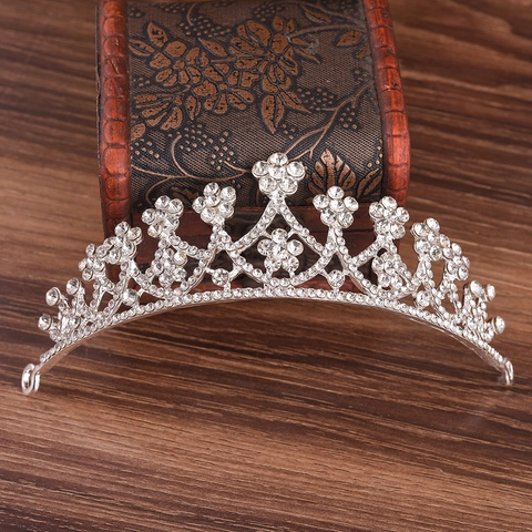 Elegante Corona da Sposa in Lega con Strass Tiara Design Floreale Argento Accessori per Capelli Matrimonio Gioielli Donna