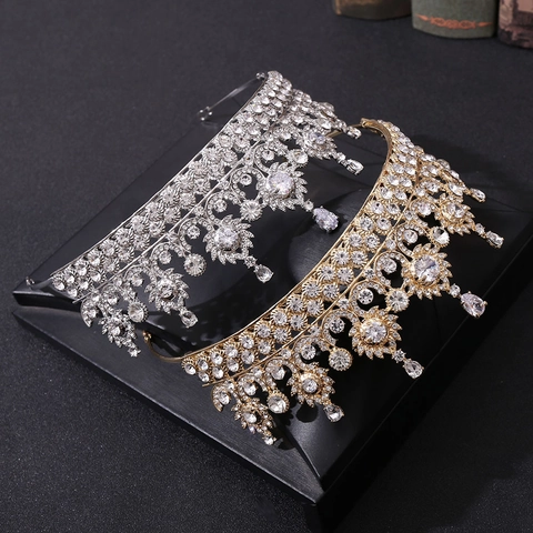 Elegante Corona da Sposa in Lega di Zirconia Tiara Stile Corte Occidentale Accessori per Capelli da Sposa Corona di Strass per Gioielli da Donna