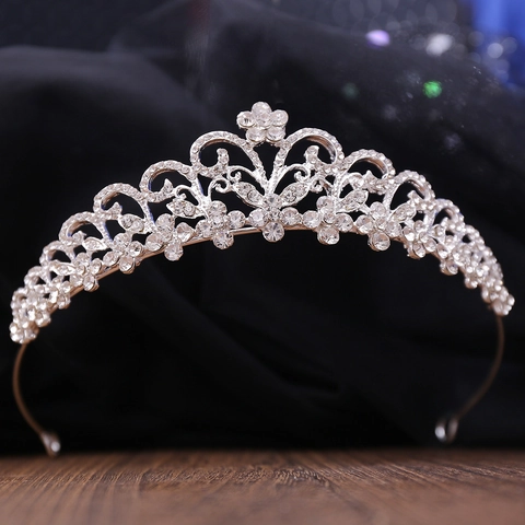 Europäische Luxus Strass Brautkrone Legierung Blume Tiara Hochzeit Haarschmuck Für Damen Gold Silber Kopfschmuck
