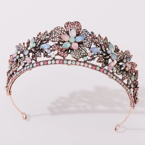 Corona de Novia Barroca Vintage con Diamantes de Imitación de Colores y Hojas de Aleación de Cobre Antiguo Tiara para Boda Mujer