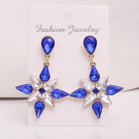 Luxury Alloy Crystal Snowflake Dangle Earrings For Women Fashion Star Geometric Rhinestone Drop Earrings For Party Jewelry