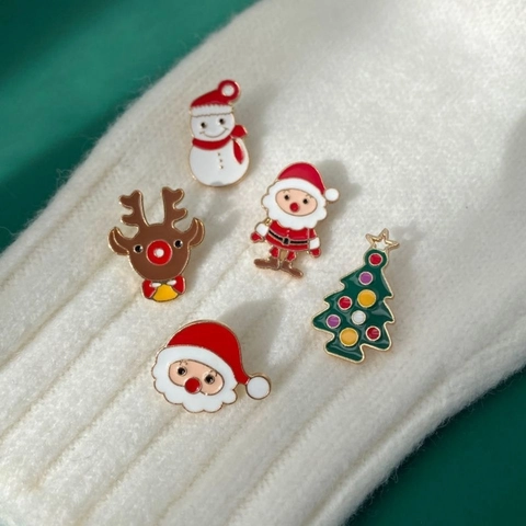 Christmas Enamel Brooch Pin Set Alloy Cartoon Santa Claus Reindeer Snowman Tree Badge Jewelry Accessories For Kids Women