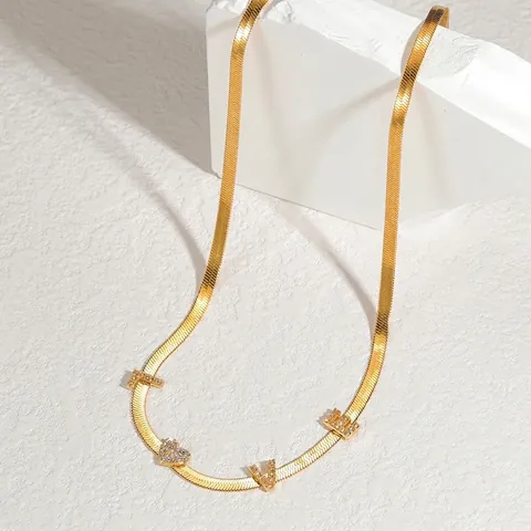 Collar con Colgante de Corazón y Letra LOVE de Acero Inoxidable Chapado en Oro Circonita Incrustada para Mujer Joyería