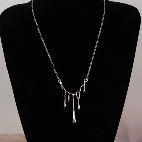 Collana con Ciondolo a Goccia d'Acqua di Lava Liquida Minimalista per Donna Punk Argento Metallico Lega Catena Maglione Geometrica
