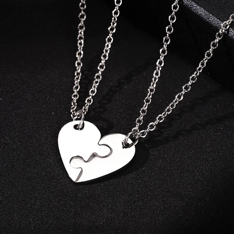 Stainless Steel Heart Puzzle Pendant Necklace Couple Mom Daughter Friendship Relationship Gift Jewelry Engraved Necklace