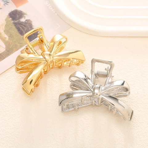 Minimalistische Legierung Schleife Haarkralle Für Damen Metall Haarnadel Sommer Kopfschmuck Gold Silber Haar Accessoires