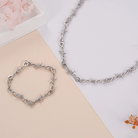 Punk Barbed Wire Thorns Necklace And Bracelet Alloy Silver Gothic Streetwear Chain Jewelry For Unisex Party Accessory