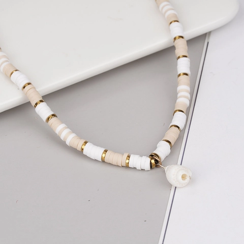Bohemian Silicone Beaded Choker Necklace For Women Mother Of Pearl Shell Moon Pendant Beach Vacation Fashion Jewelry