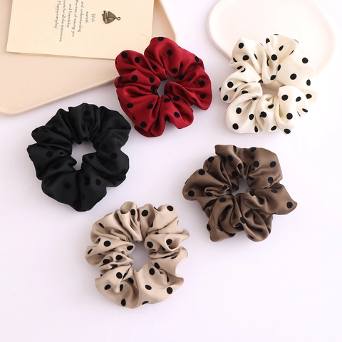 Koreanischer Stil Satin Polka Dot Herz Haargummi Retro Französisch Elastisches Haarband Für Damen Elegant Mode Weiches Haarschmuck