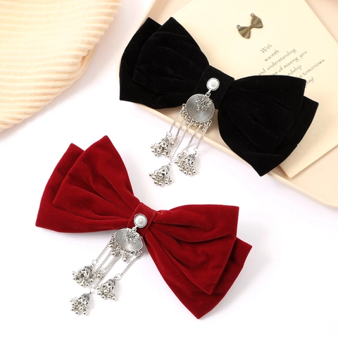 Vintage Velvet Bow Hair Clip With Silver Bells Tassel For Women New Chinese Style Bride Wedding Hair Accessory Elegant Large Ribbon Clip