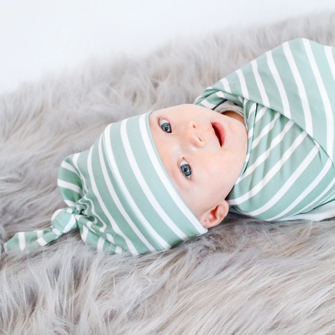 Ensemble Couverture d'Emmaillotage Nouveau-né Avec Bonnet Noué Enveloppe Polyester à Rayures Vertes Blanches pour Bébé Photos