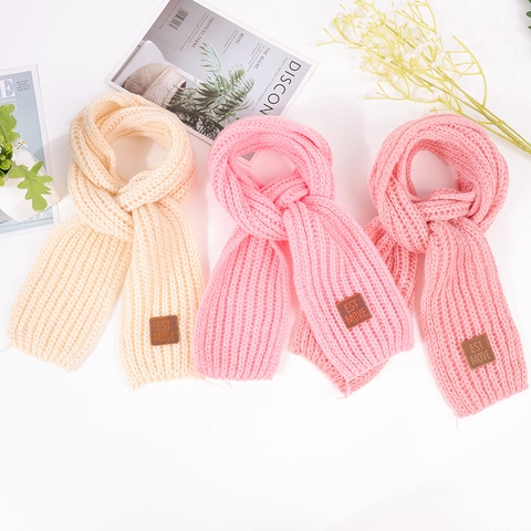 Kids Knitted Scarf Soft Warm Winter Neck Warmer For Boys Girls Polyester Crochet Scarf With Leather Patch Fashion Accessory