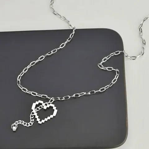 Minimalist Stainless Steel Pixelated Heart Pendant Necklace Hollow Heart Y2K Industrial Style Clavicle Chain Jewelry For Women