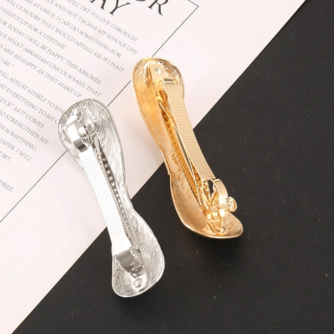 Fermaglio per Capelli in Lega Minimalista con Fiocco Geometrico Spazzolato per Donna Molletta a Molla in Metallo Elegante Accessorio