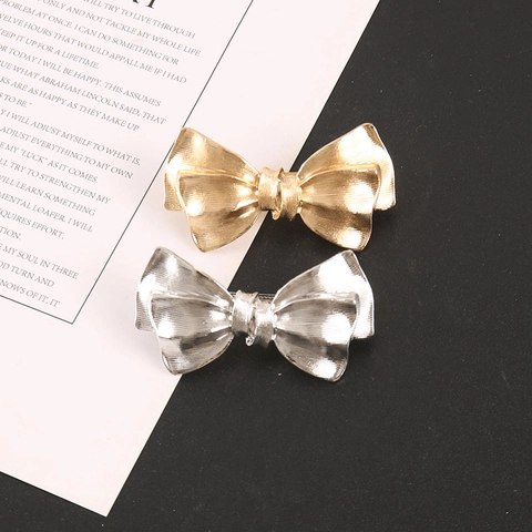 Französischer Vintage Pleated Metall Schleife Haarkralle Süß Legierung Gerippt Haarspange Dekorativ Elegant Kopfschmuck Für Damen