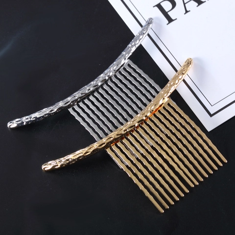 Vintage Hammered Metal Hair Comb For Women Minimalist Alloy Electroplated Gold Silver Curved Hair Insert Pin Hair Accessories