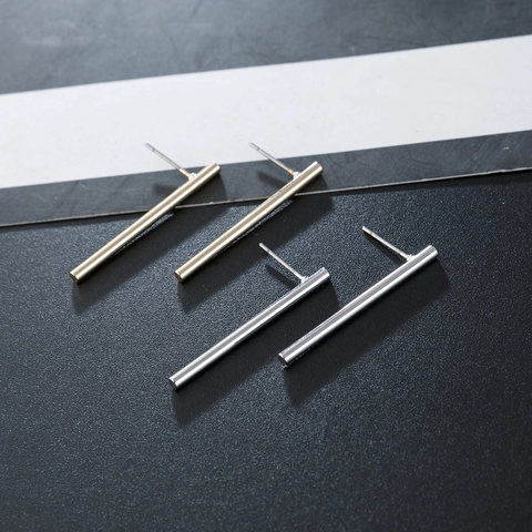 Minimalist Vertical Bar Stud Earrings Copper Metal Geometric Bar Earrings For Women Daily Wear Office Party Jewelry