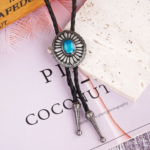 Vintage Western Cowboy Bolo-Krawatte Kunstleder Geflochtenes Seil Legierung Künstlicher Türkis Anhänger Halskette Verstellbare Pulloverkette