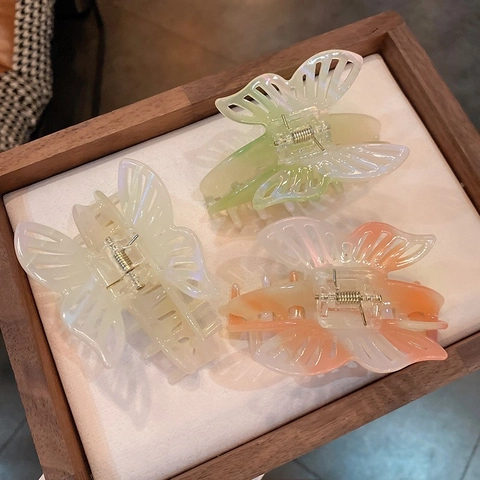 Molletta a Artiglio in Acetato a Forma di Farfalla Perlata a Righe Iridescente Svuotata Elegante Accessorio per Capelli Donna