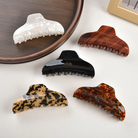 Handmade French Vintage Acetate Hair Claw Leopard Print Hair Clip Elegant Hair Accessory For Women Office Daily Use