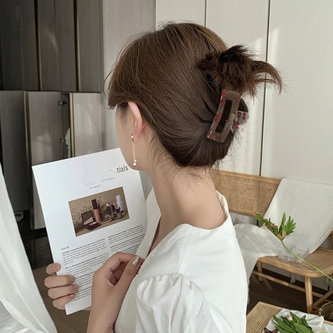 Große Acryl Rechteckige Haarkralle Für Damen Transparent Erdbeere Muster Niedlich Frucht Druck Haar Styling Accessoire