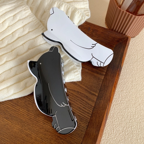 Cute Cartoon Bear Shape Acetate Hair Claw Clip Large Animal Style Shark Clip For Women Daily Hair Accessories Black White