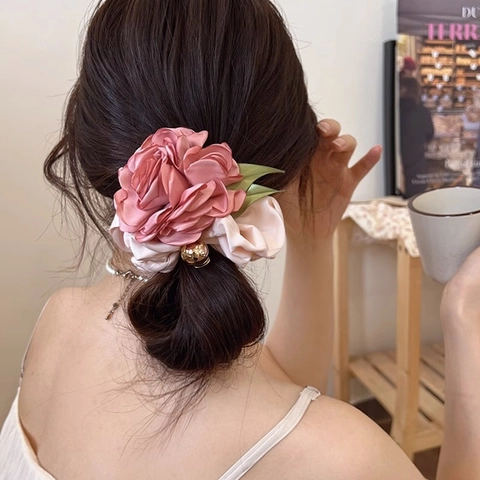Elegant Satin 3D Flower Scrunchies Large Rose Hair Ties Romantic Floral Headbands For Women Daily Party Hair Accessories