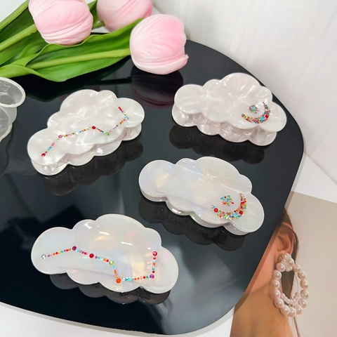 Fashion Acetate Cloud Shaped Hair Claw Clip Colorful Rhinestone Star Moon Pattern Mermaid Pearl White Shark Clip For Women Hair Accessory