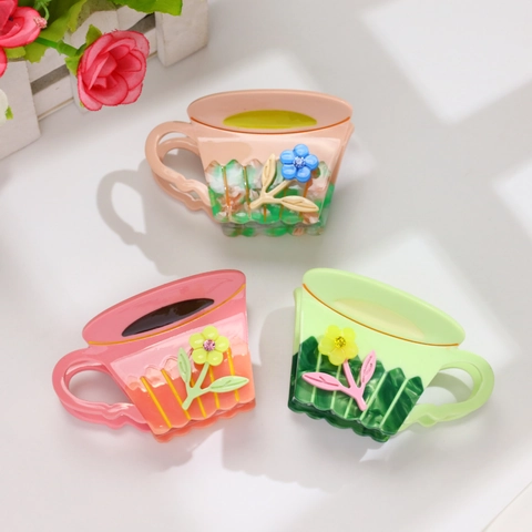 Pinza de Pelo Creativa de Acetato Forma de Taza de Agua Flor con Adorno de Strass Pinza de Pelo Forma Taza de Café para Mujer