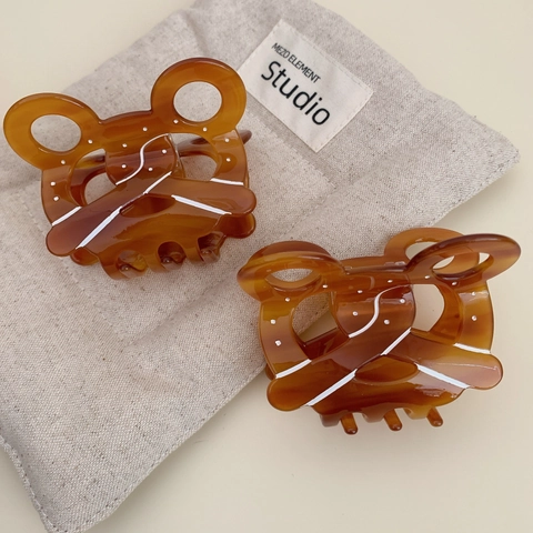 Retro Acetate Bear Ear Hair Claw Clip Fashion Caramel Brown Polka Dot Pretzel Shaped Hair Jaw Clip For Women Daily Accessories