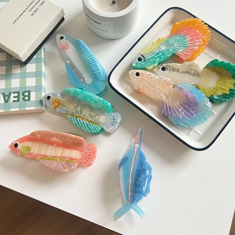 Ocean Series Fish Shaped Cellulose Acetate Hair Claw Clip Creative Peacock Fish Silver Dragon Fish Large Shark Clip For Women Fashion Hair Accessories