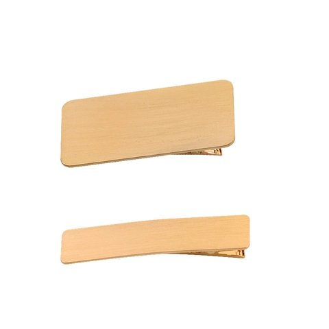 Minimalist Geometric Gold Metal Brushed Rectangular Duckbill Hair Clip For Women Matte Finish Alloy Daily Hair Styling Accessory